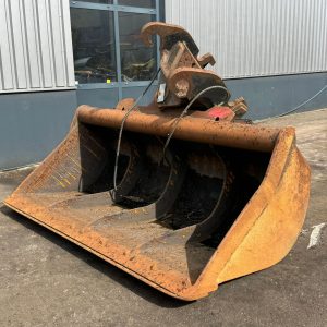 Tilting Bucket CW45 27-42 tons excavator